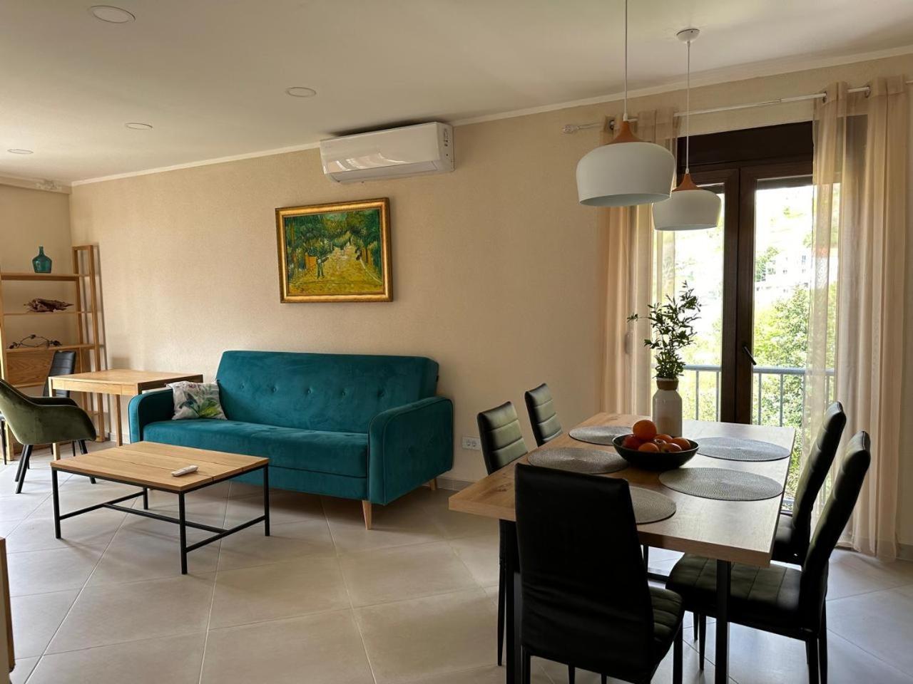 Villa Risan Apartments Экстерьер фото