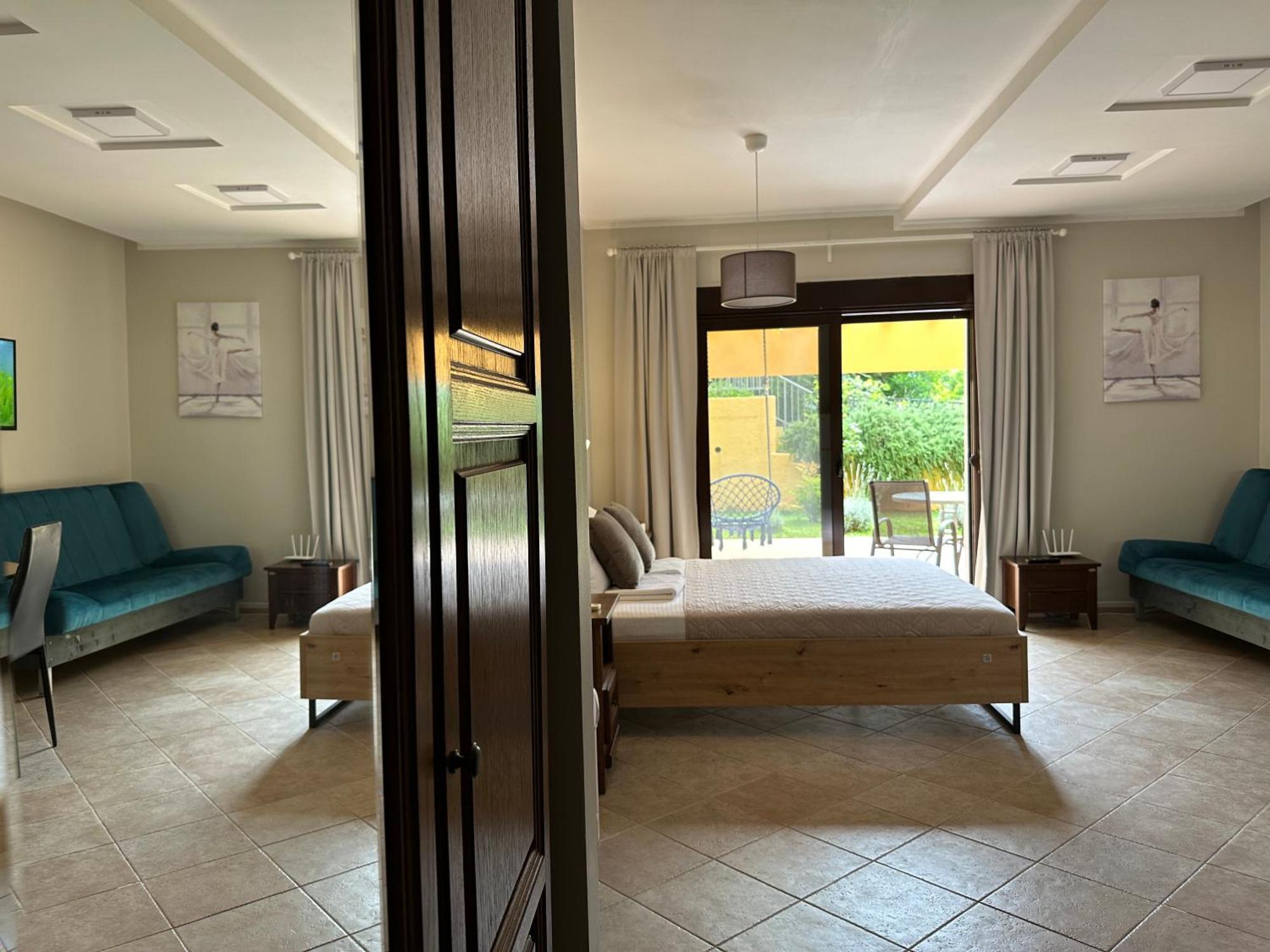 Villa Risan Apartments Экстерьер фото